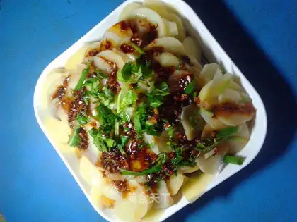 Spicy potato chips