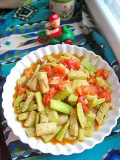 Tomato smelt