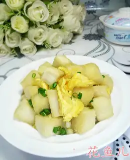 Eggs and buns