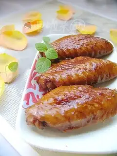Red chicken wings