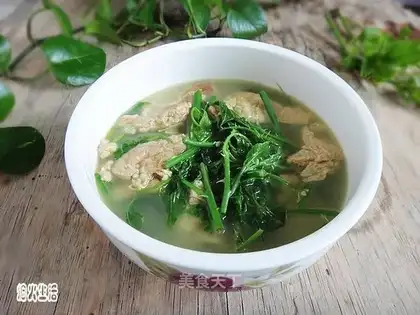 Five and egg soup