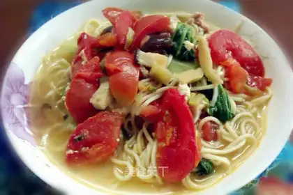 Tomato noodles