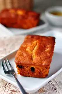 Orange grape pound cake