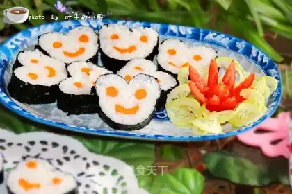 Mickey sushi roll
