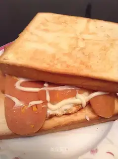 Cricket sandwich