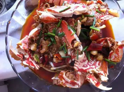 Wine and crab clamps