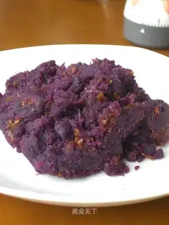 Rose potato pie