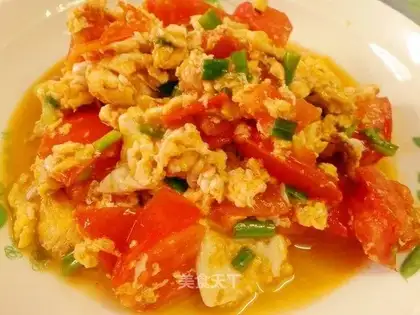 Tomato fried eggs