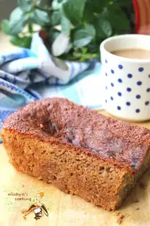 Cinnamon red cake