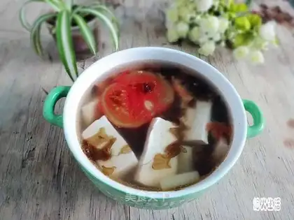 Potato-curd soup
