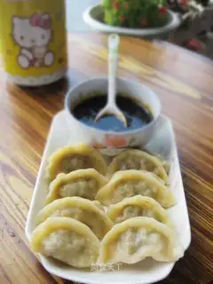 Steamed beef celery