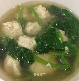 Spinachball soup