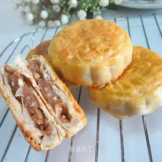 Peanut Bean Mooncake