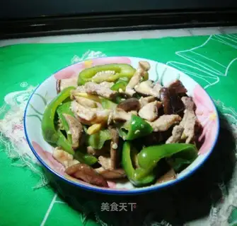 Spray with mushrooms