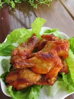 Roasted chicken wings