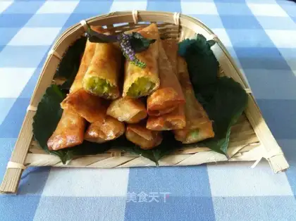 Pumpkin Spring Roll