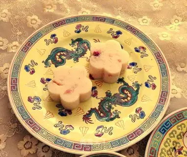 Rose cream