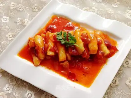 Hot fried rice cake