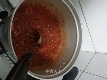 Homemade garlic sauce