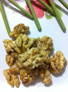 Amber walnuts