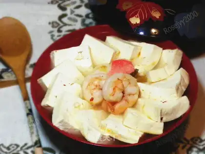 Tastes of seafood tofu soup