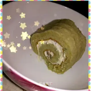 Tea and cream cake rolls