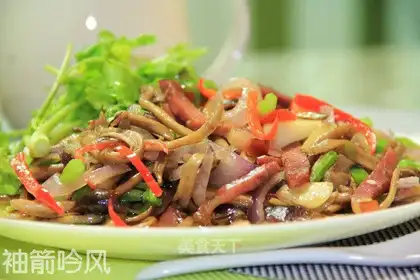 Five colored tea mushrooms