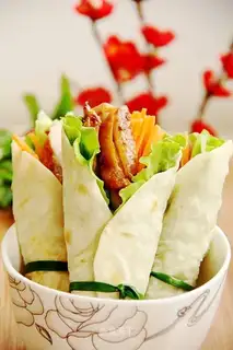 Chicken rolls