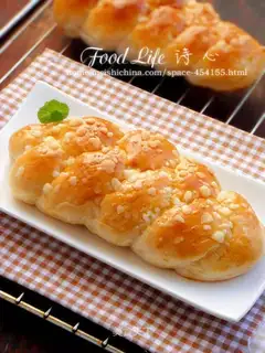 Lavender bread