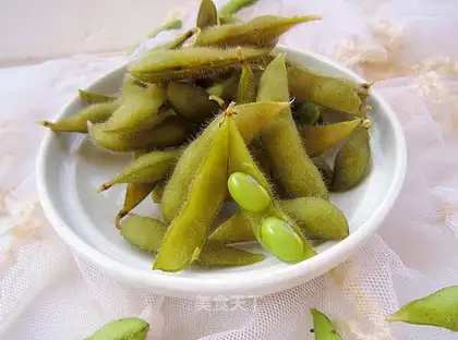Water to boil the beans