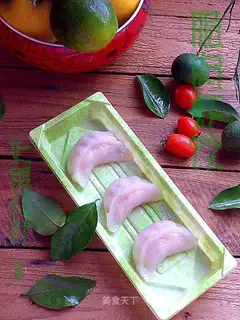 Crayfish dumplings