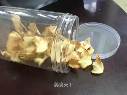 Cracked apple chips