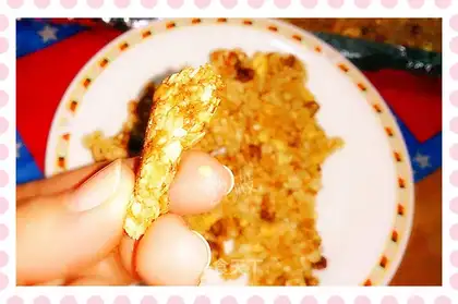 Snack of oatmeal nuts