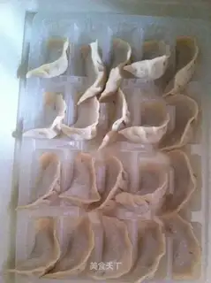 Pork bean bean dumplings