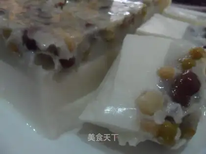 Coconut bean cake
