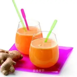 Fresh ginger pineapple juice