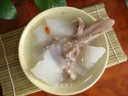 Pork-bones soup