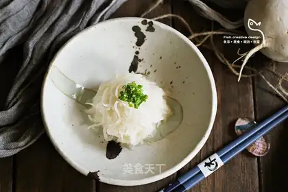 The peppers and radish