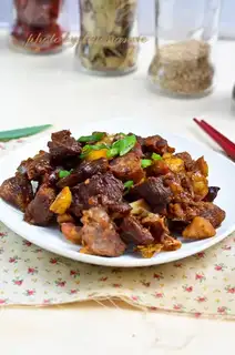 Chestnut roasted lamb