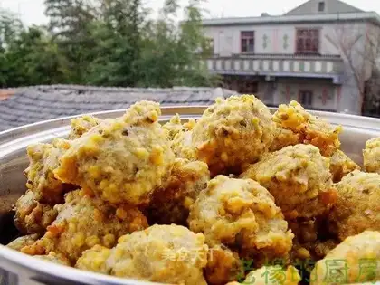Mung bean shrimp meatballs