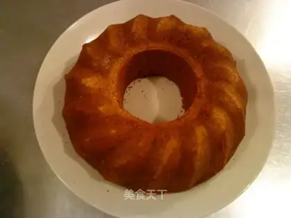 Dried fruit walnut cake