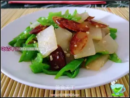 stir-fried wax gourd with sausage