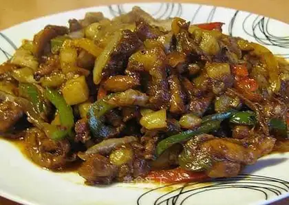 diced chicken with potato and chili
