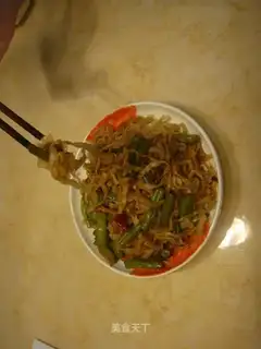Doujiao braised noodles