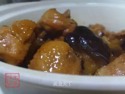 Simple version of braised chicken with mushroom