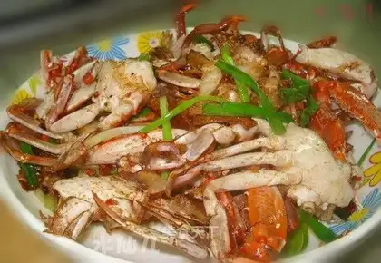 stir-fried crab with ginger and shallot