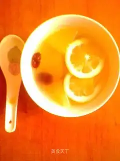 Sweet lemon fruit soup