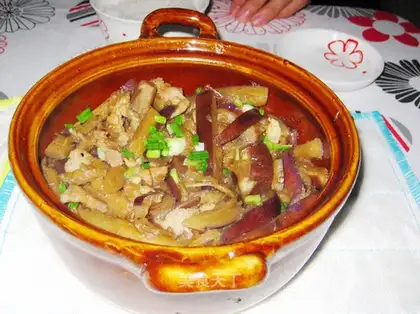 Baked pork and eggplant casserole