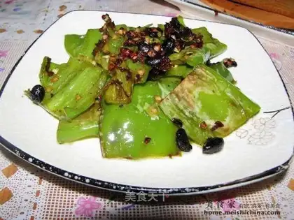 Tiger skin green pepper