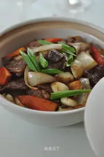 Casserole pot cowboy bone